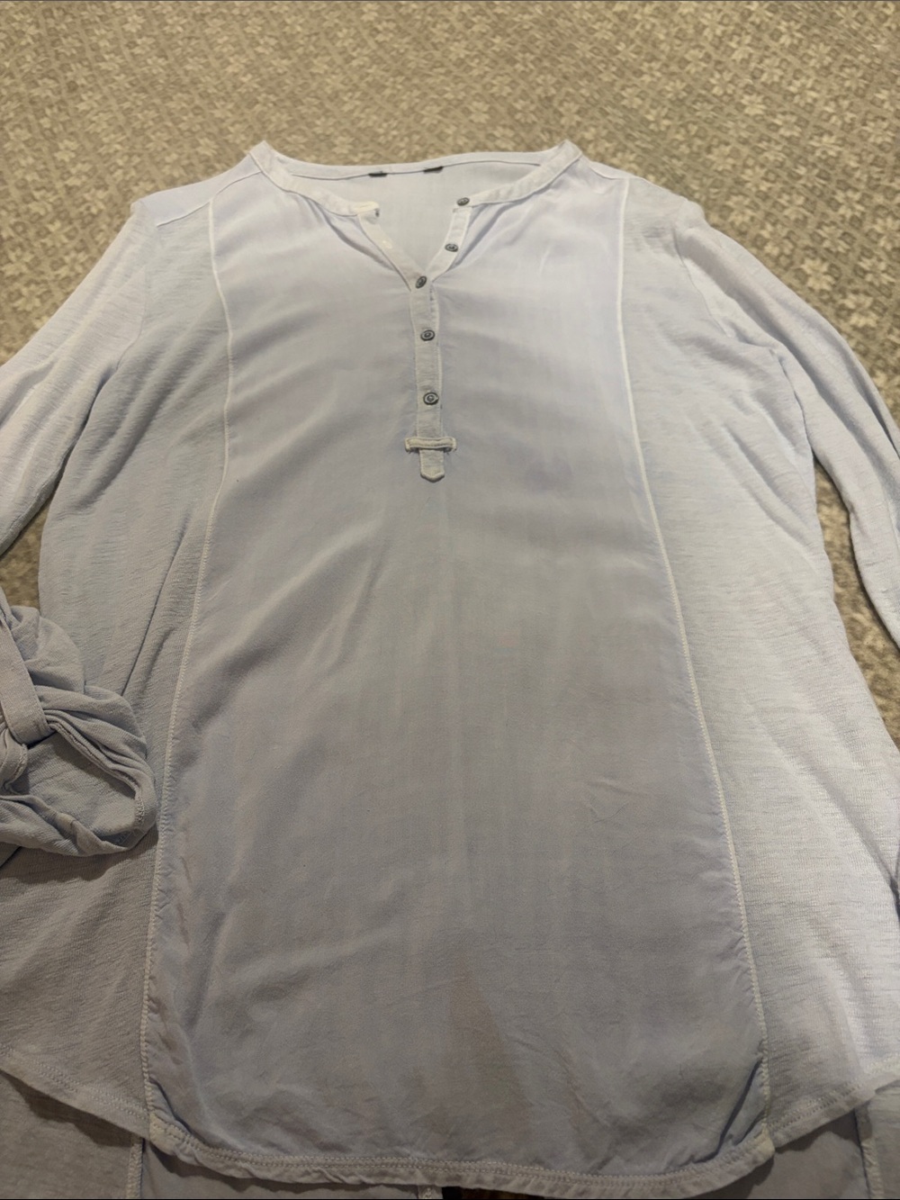 Women’s Long-Sleeve Henley Shirt in Light blue - Casual Comfort